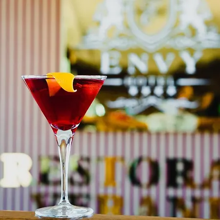 Envy Boutique 4*