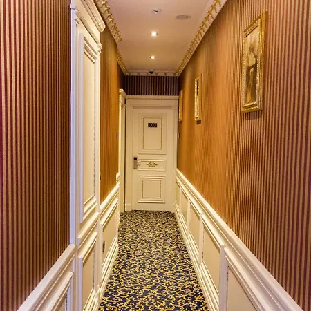 Envy Boutique Hotel 4*