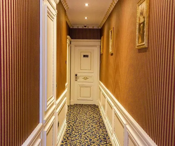 Envy Hotel 4*